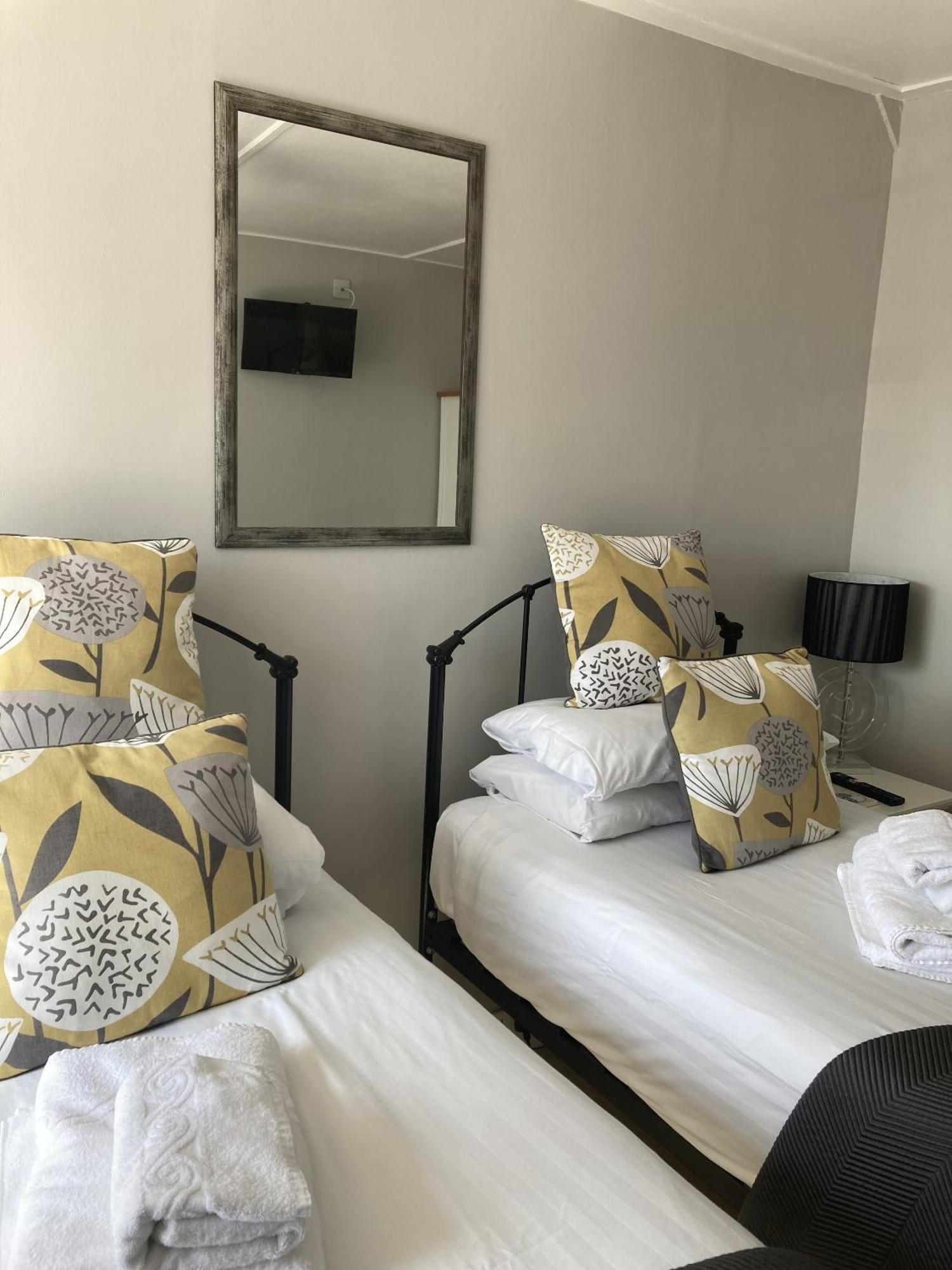 Old Temperance House Bed and Breakfast Saint Keverne Δωμάτιο φωτογραφία
