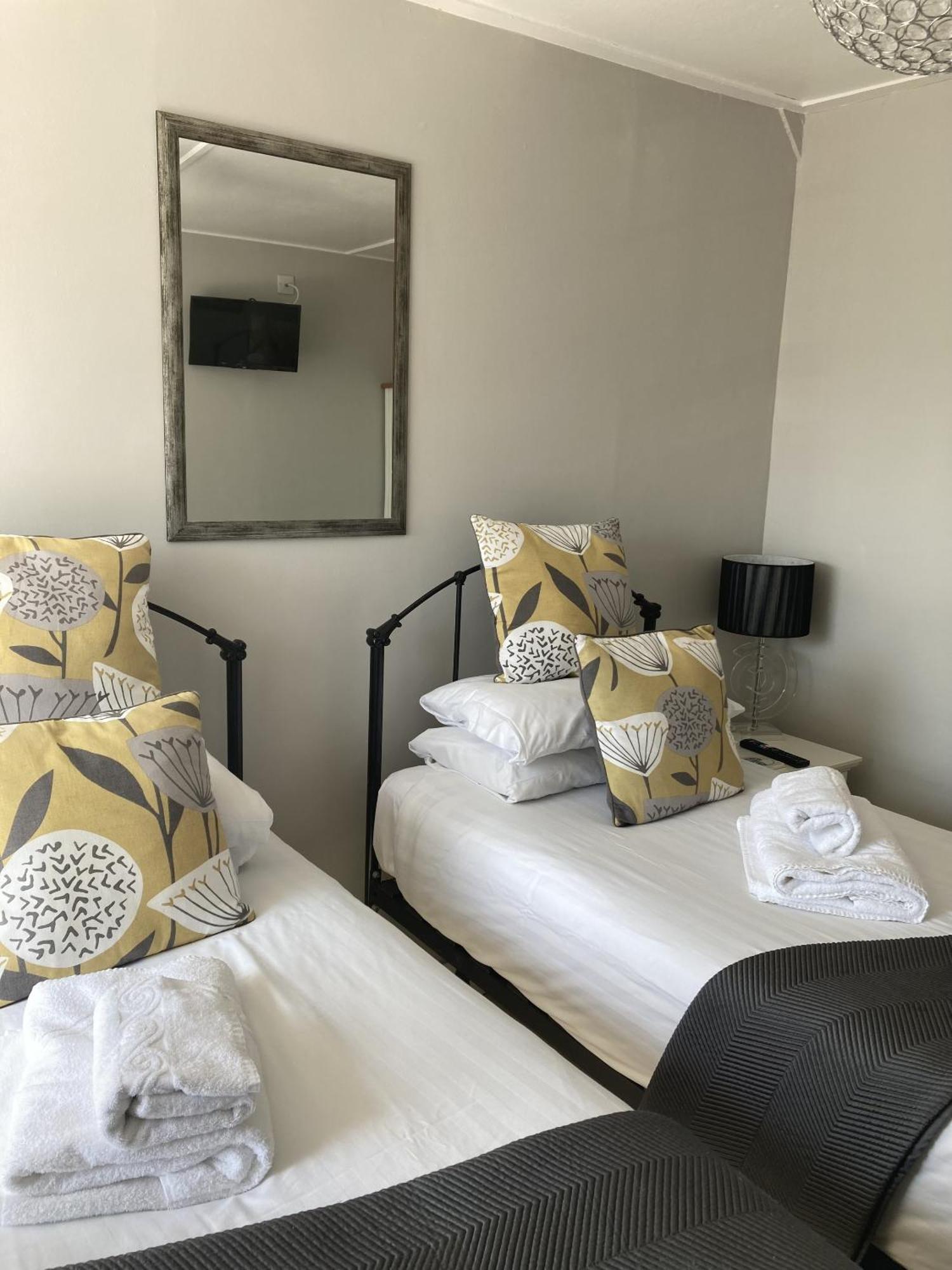 Old Temperance House Bed and Breakfast Saint Keverne Δωμάτιο φωτογραφία